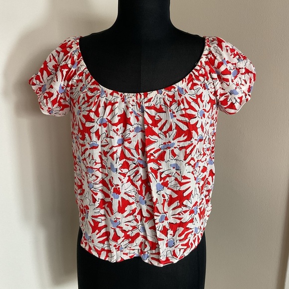 21. Aqua Womens Size Medium Floral Print Off the Shoulder Blouse in Red White XS - Picture 2 of 7